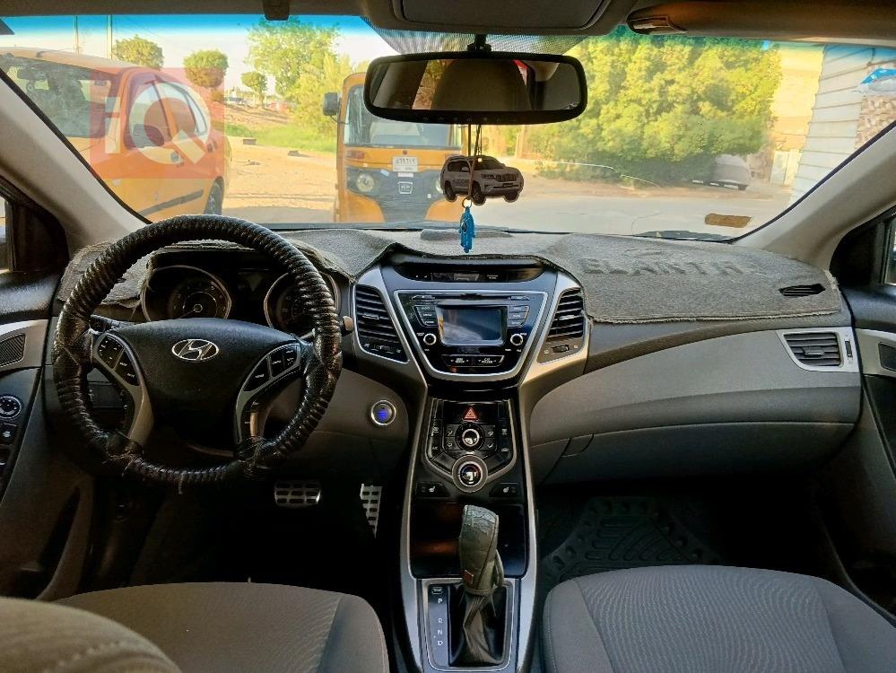 هیوندای ئەلەنترا